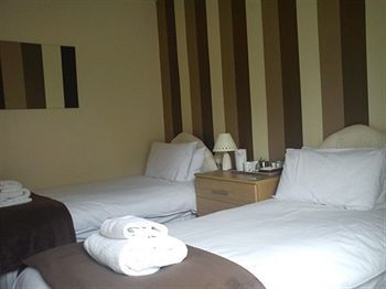 The Post House, 3*
